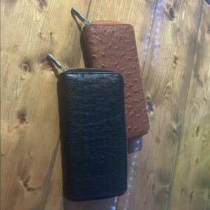 Elegant Black and Brown Leather Wallet